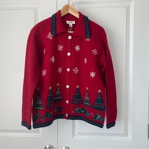 Vintage Christmas sweater - perfect for holiday ugly sweater party